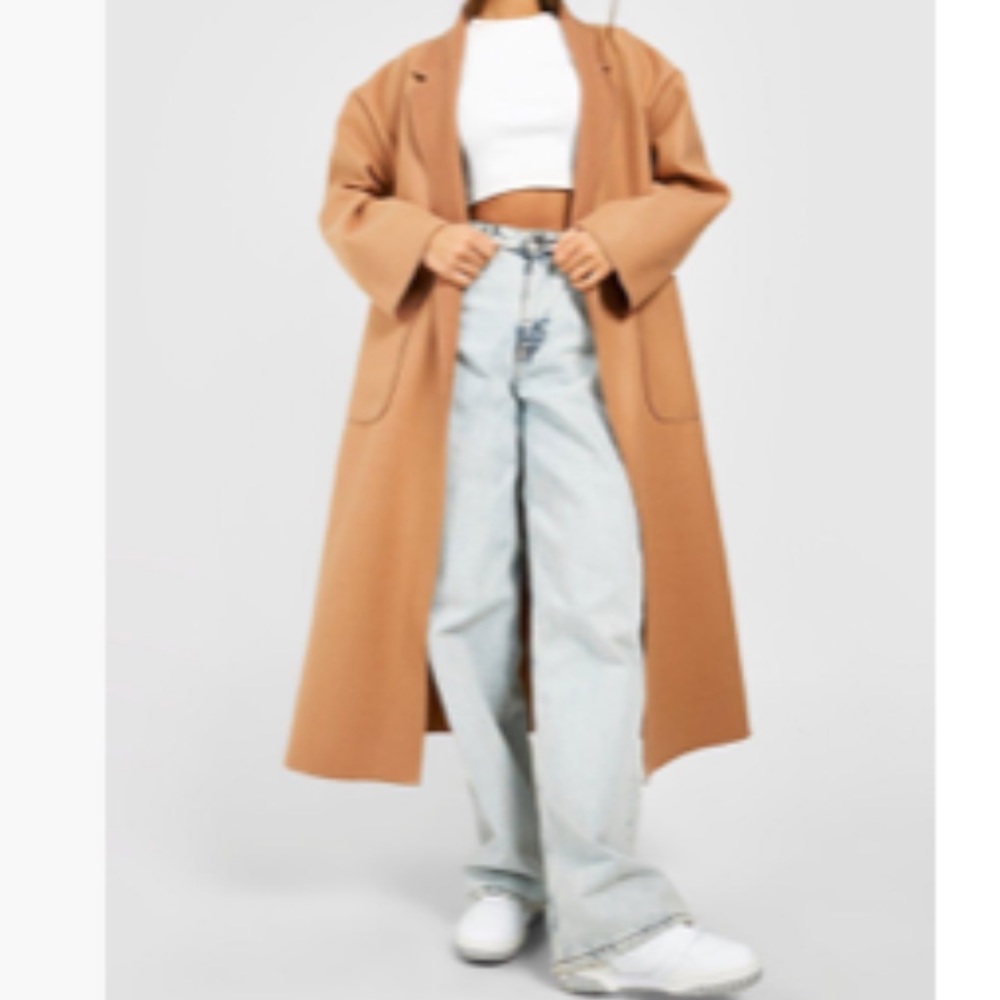 Camel color oversized wool- look trench coat with pockets size 4